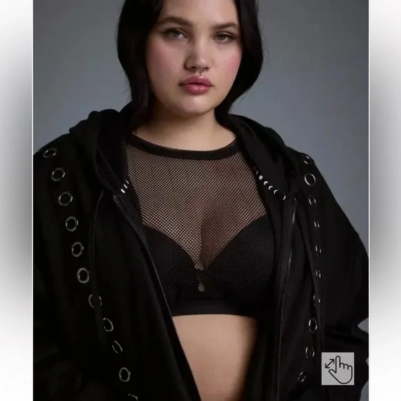 Torrid - Picture 5 of 7